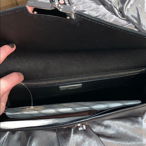 Authentic brand new with tags mk collection clutch - Picture 4 of 8